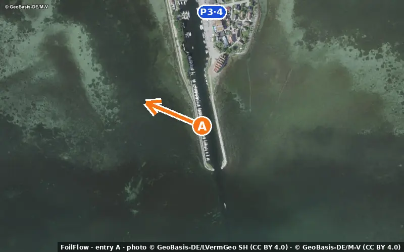 Aerial photo of entry A at Orth (Orther Bucht): the arrow points onto the water, P = car parks