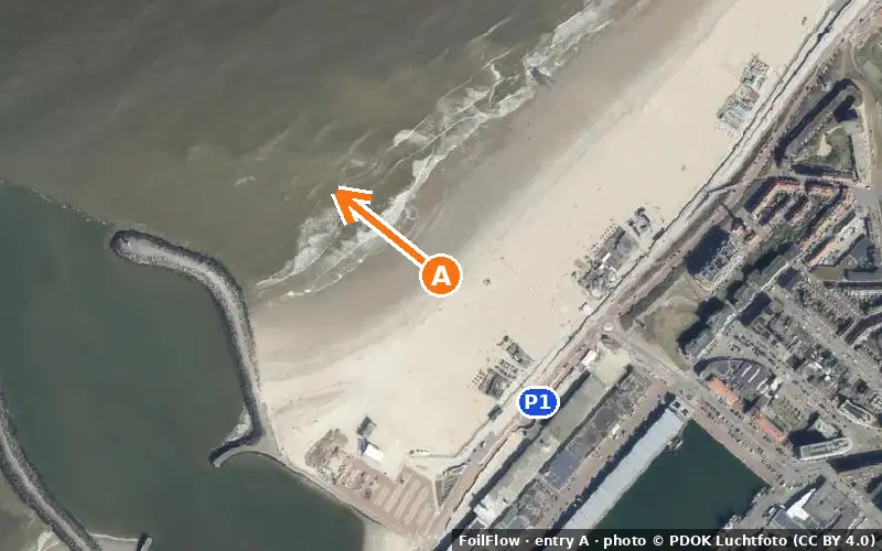 Aerial photo of entry A at Scheveningen (sea): the arrow points onto the water, P = car parks